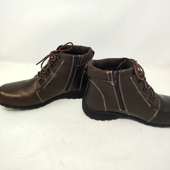 PROPET Delaney Bronze Lace-up Booties - Picture 5 of 8